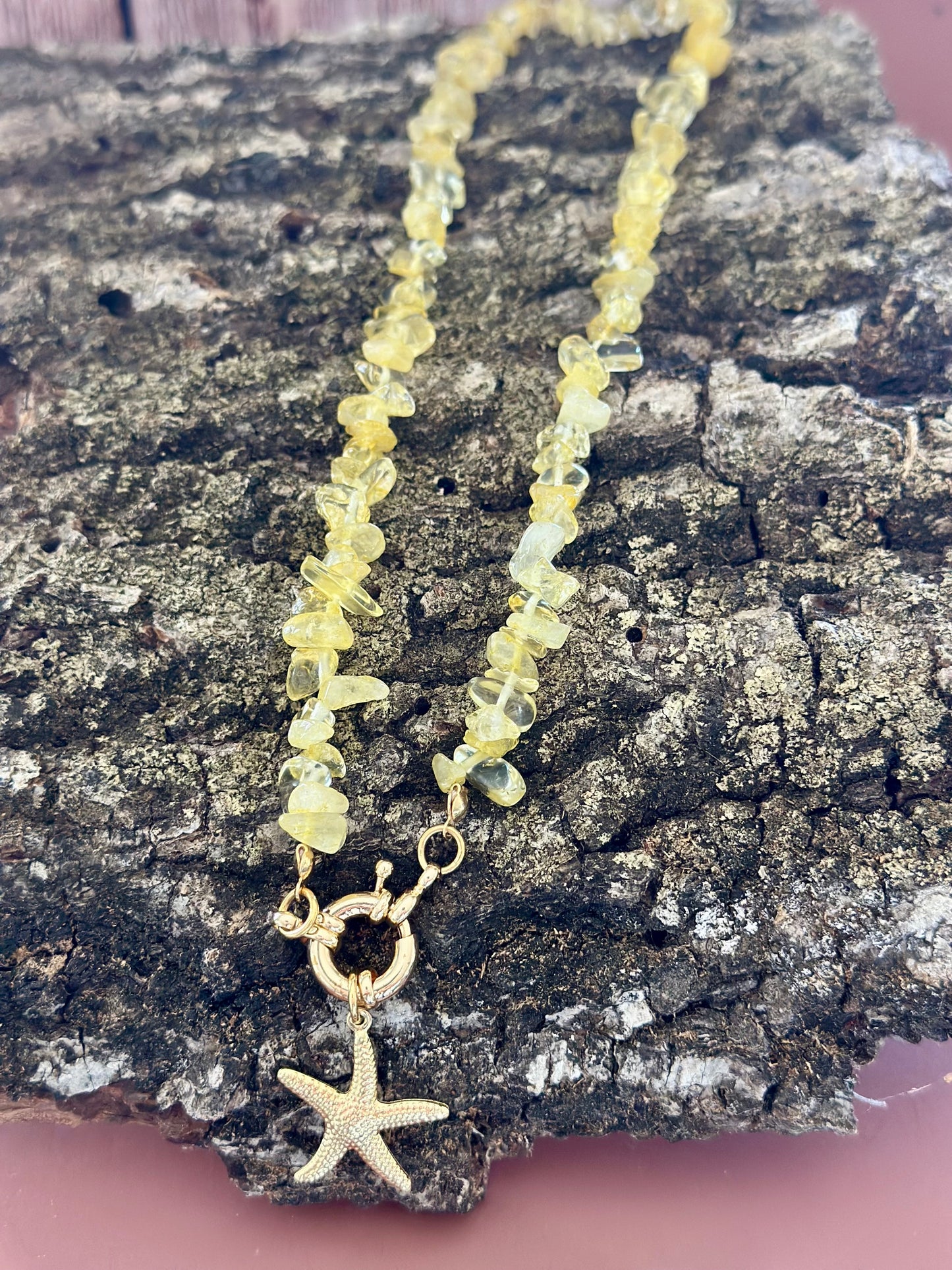 A- Collar de Citrino