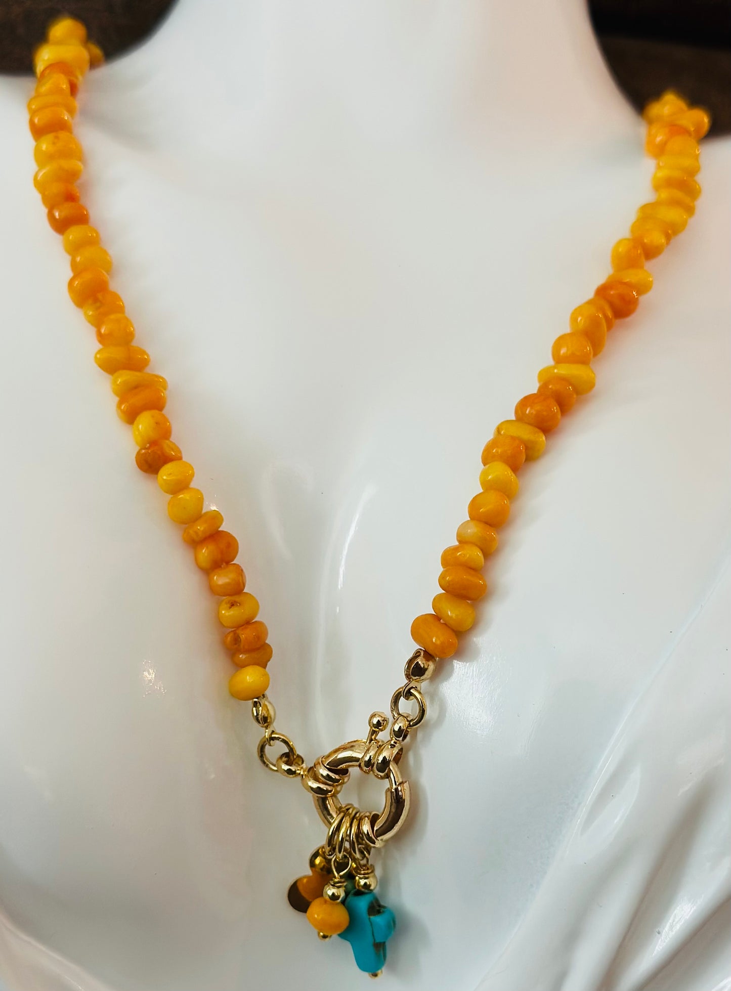 X- Collar Coral Amarillo