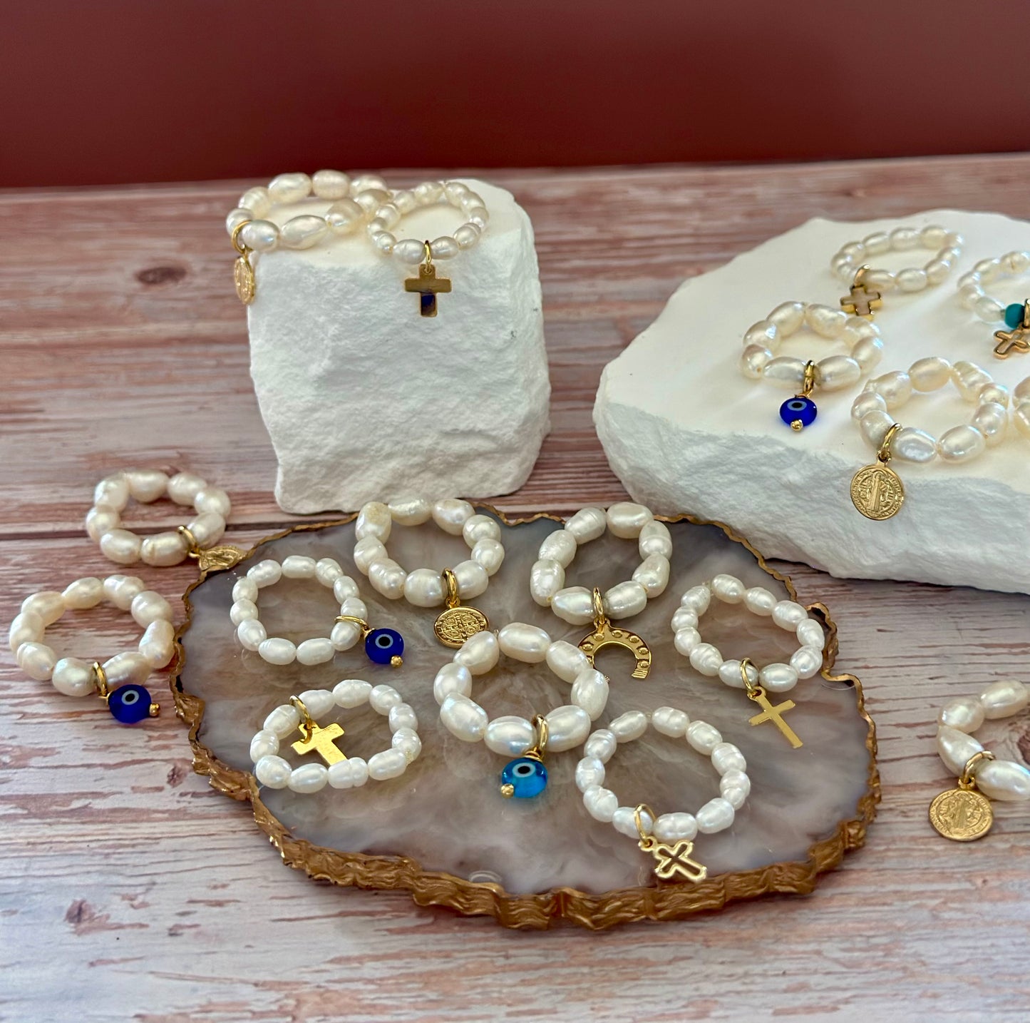 Anillo de Perlas naturales