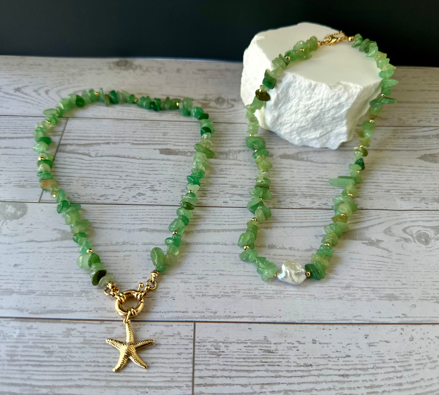 A- Collar en Piedras Jade