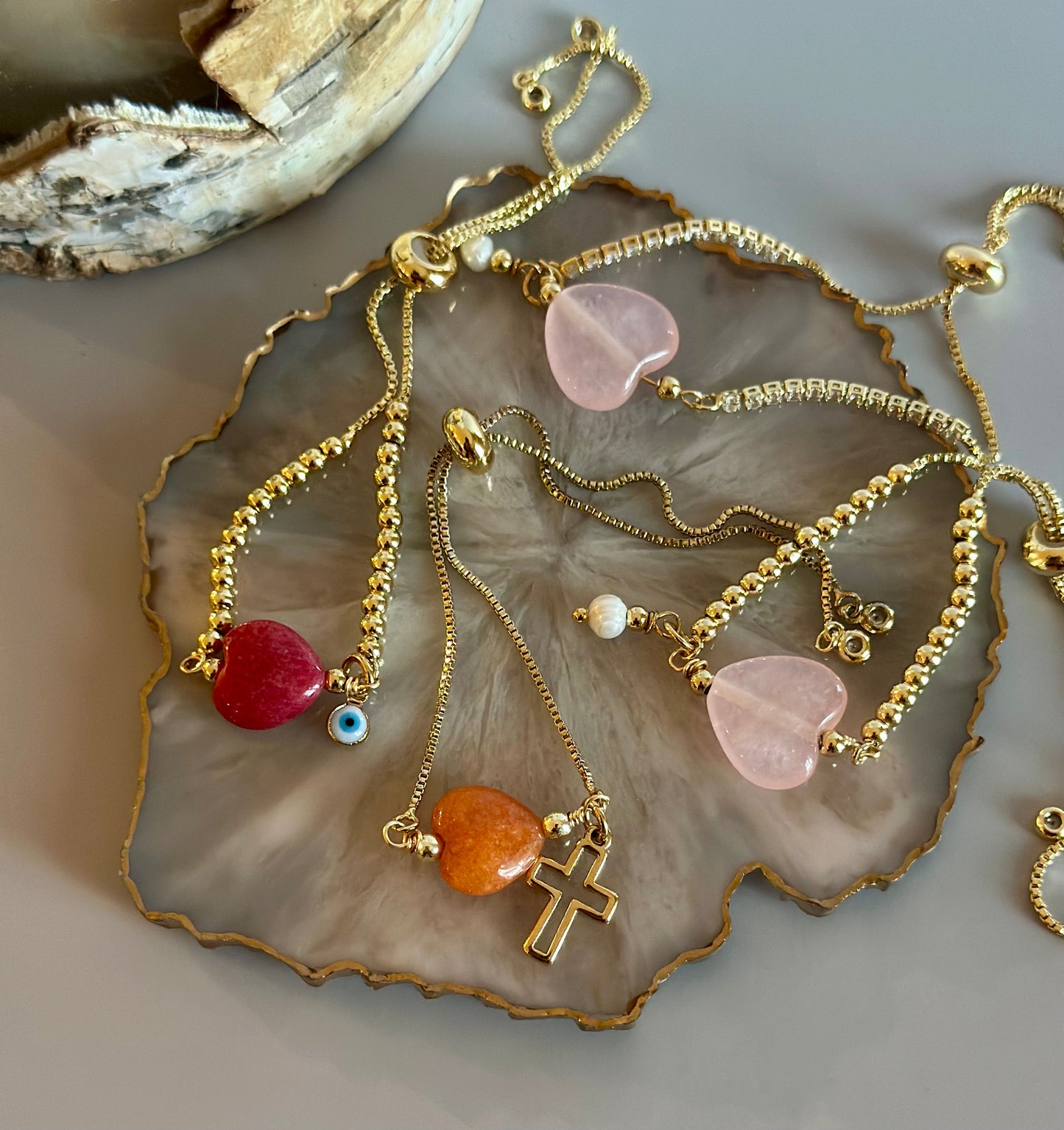 Pulseras en cadena con dijes de Corazones 🩷🧡