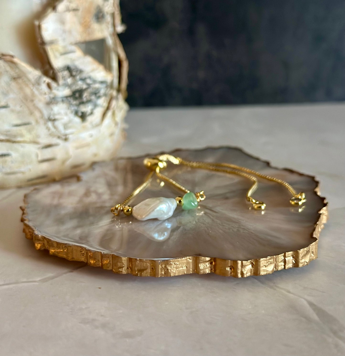 Pulseras en cadena con dijes de Perlas naturales