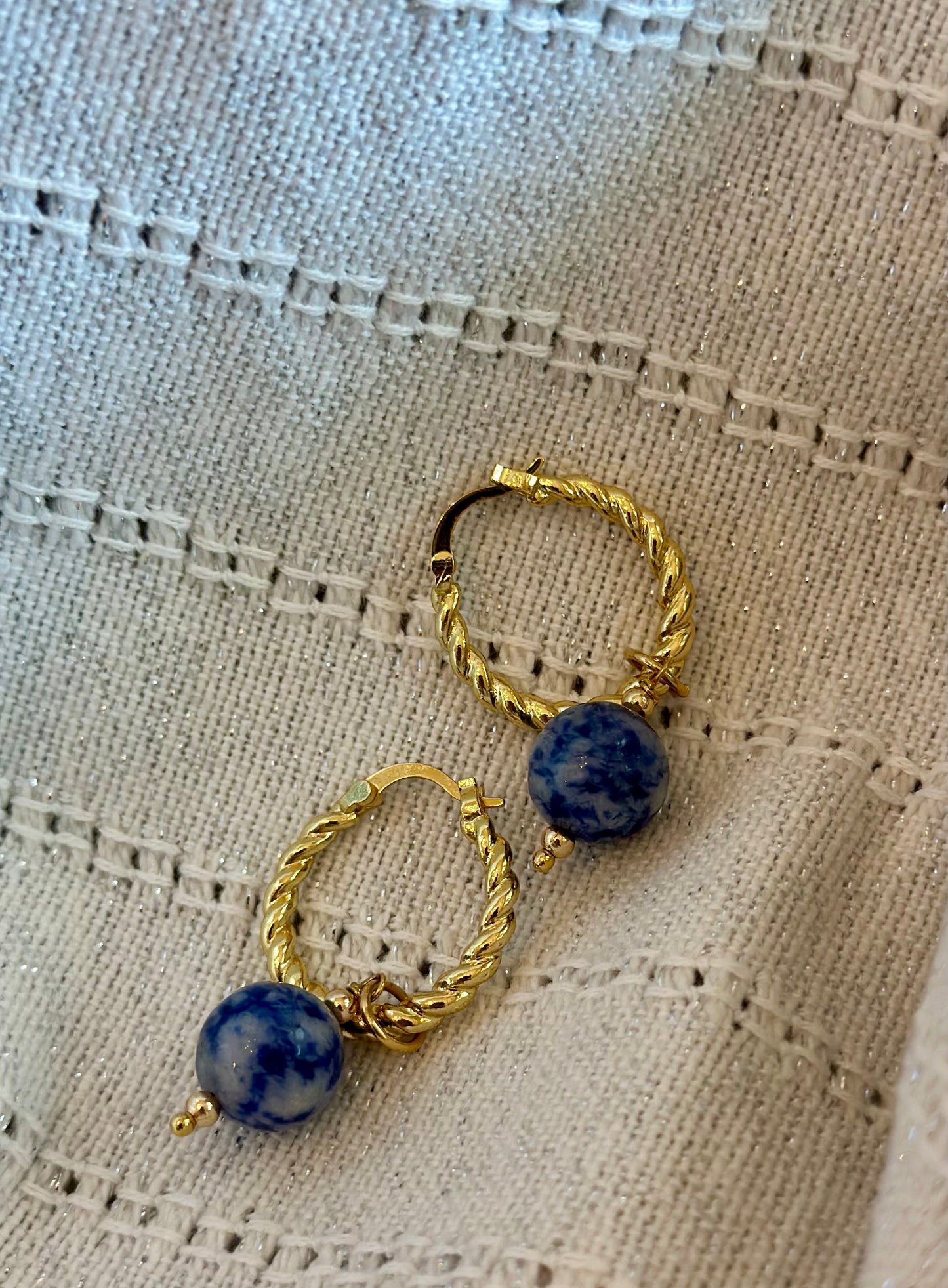 E- Aretes lapislázuli
