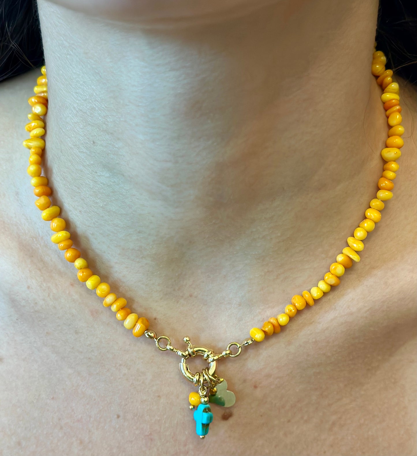 X- Collar Coral Amarillo