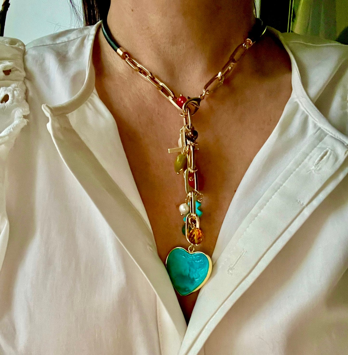 A Collar de Cuero y Cadena/Dije Corazon