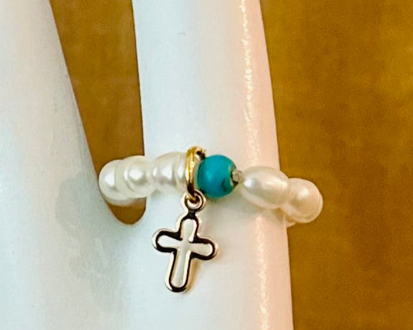C- Anillo de Perlas Naturales