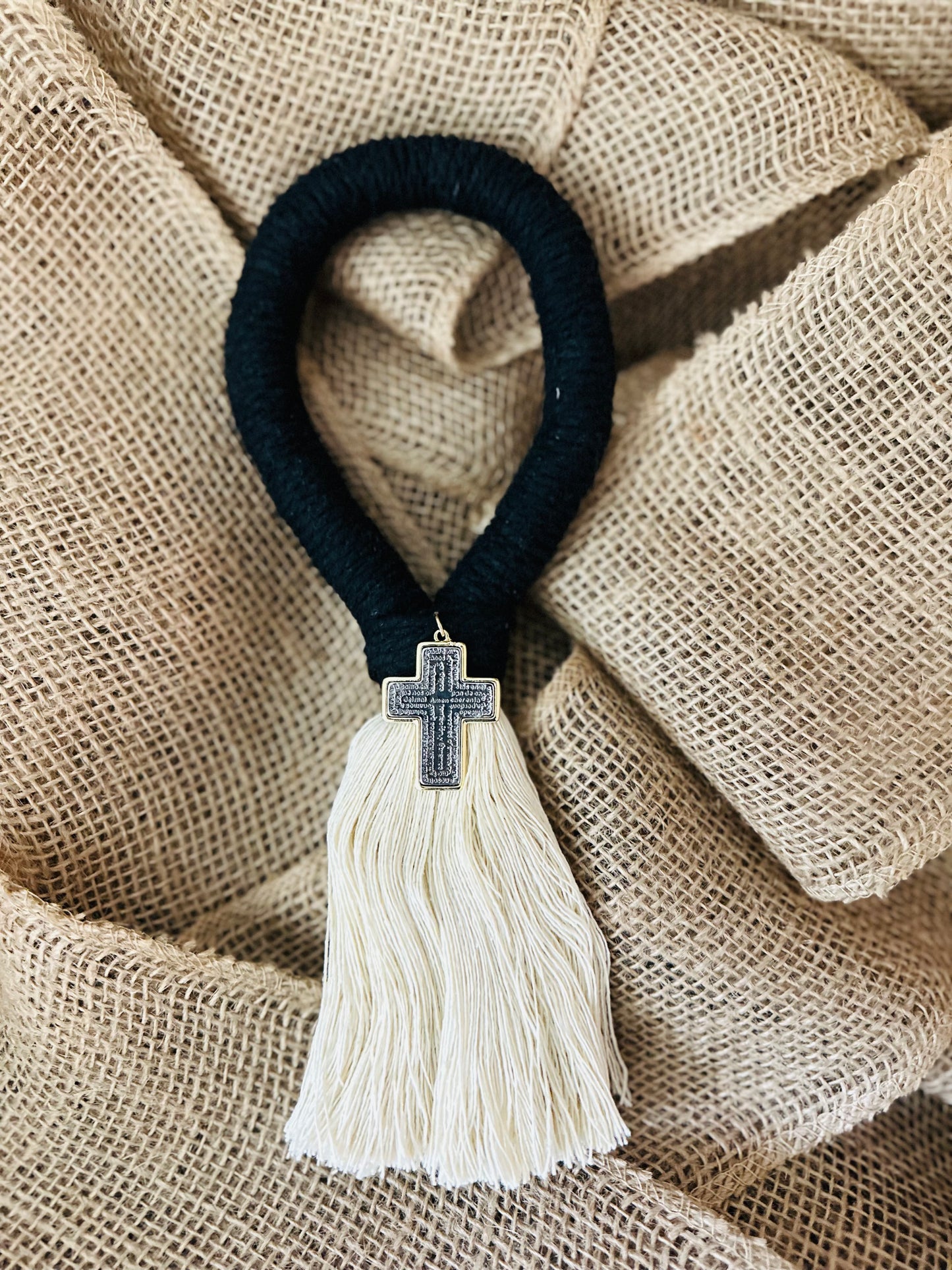 Bendición para el Hogar 🏡 negras (Cruz ó Medalla)