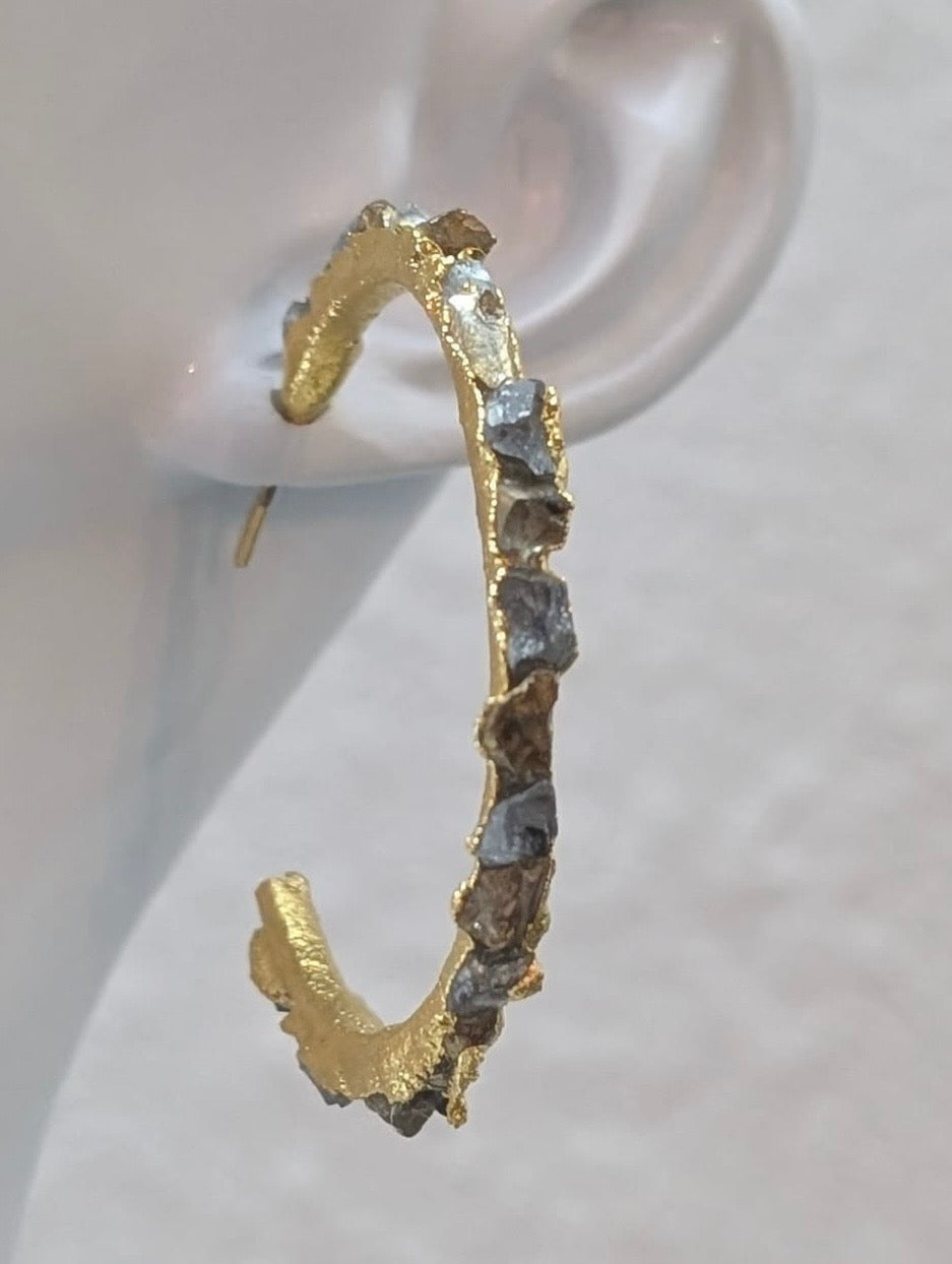 E- Argollas grandes de cuarzo azul