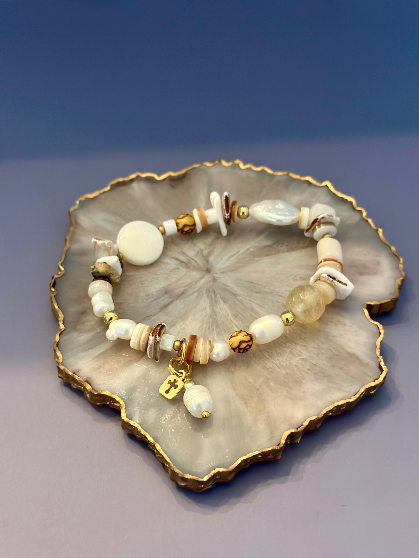 Pulseras de Perlas naturales y concha