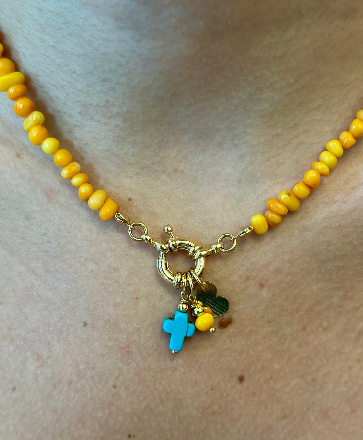 X- Collar Coral Amarillo