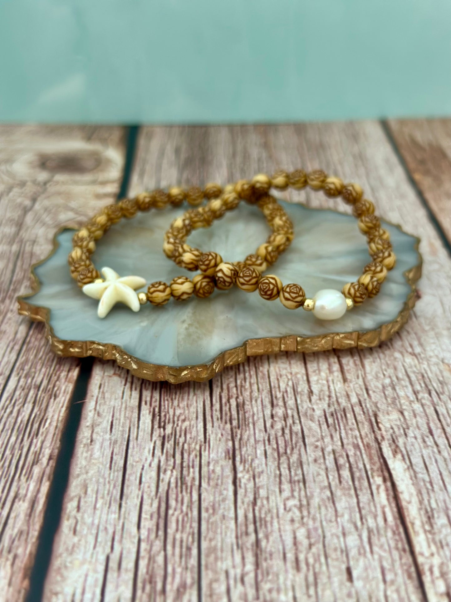 Pulseras en madera