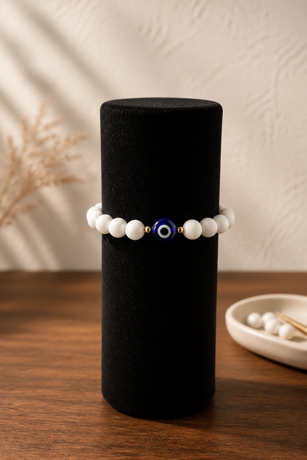 Pulsera de Coral blanco con dije de Ojo Turco 🧿
