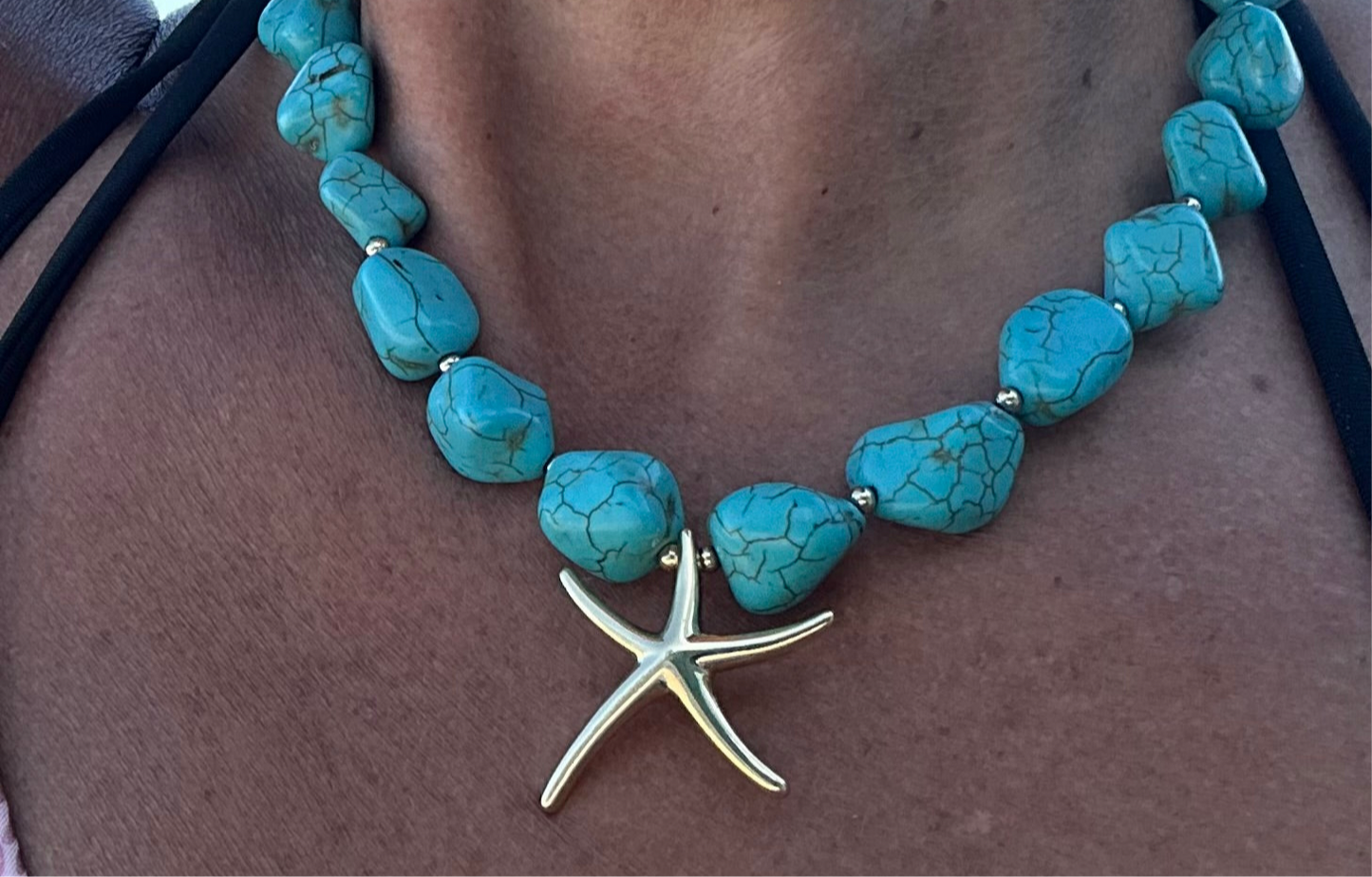 A Collar de piedras Turquesa con dije de estrella ⭐️