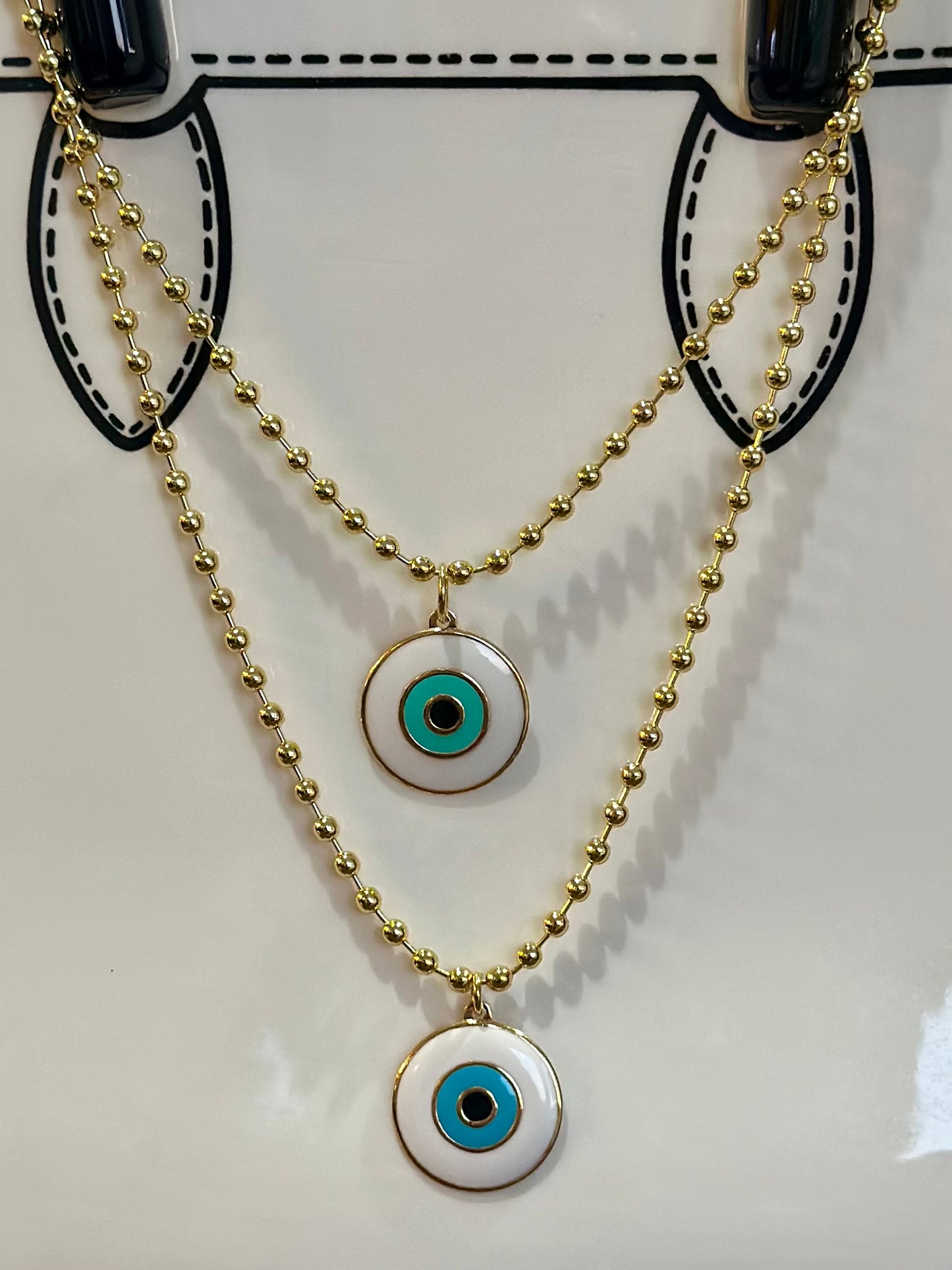 A Cadenas estilo militar con baño de oro 18k