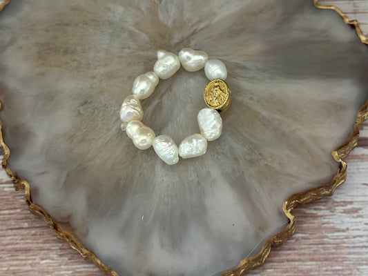 C- Anillo de Perlas Naturales