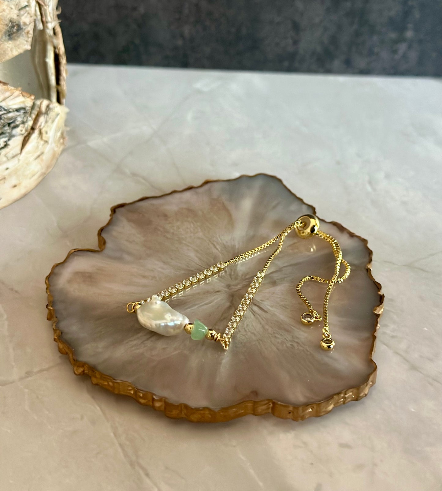 Pulseras en cadena con dijes de Perlas naturales