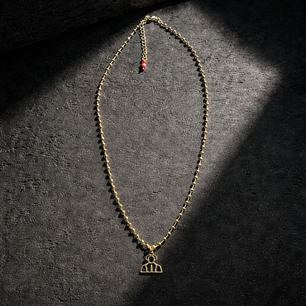 A Cadenas estilo militar con baño de oro 18k