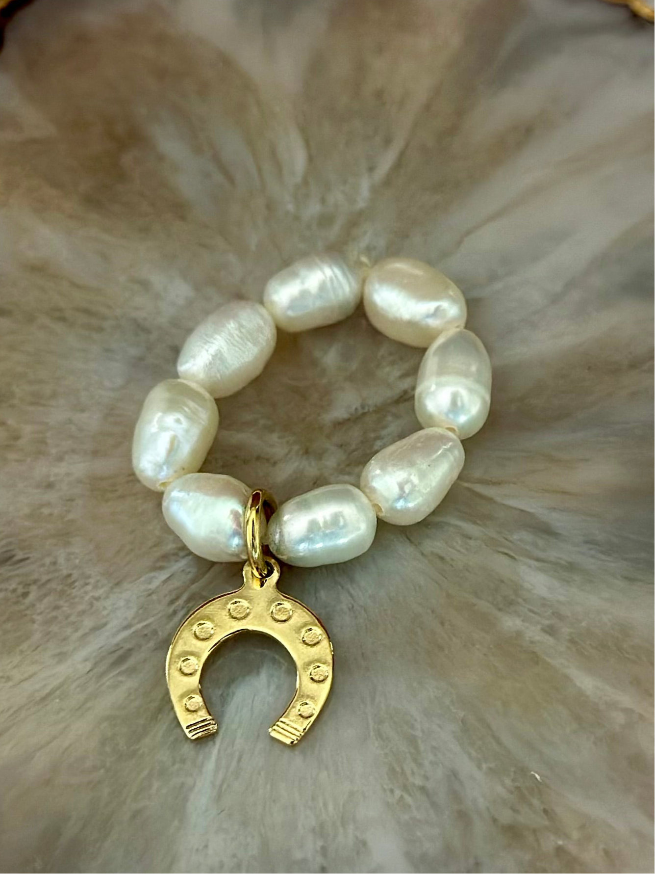 C- Anillo de Perlas Naturales