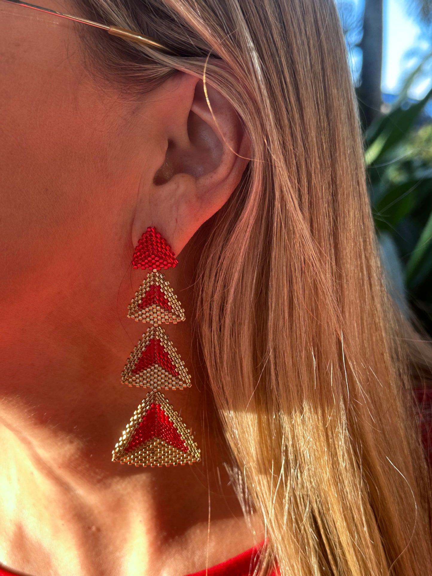 A- Aretes largos de Miyuki