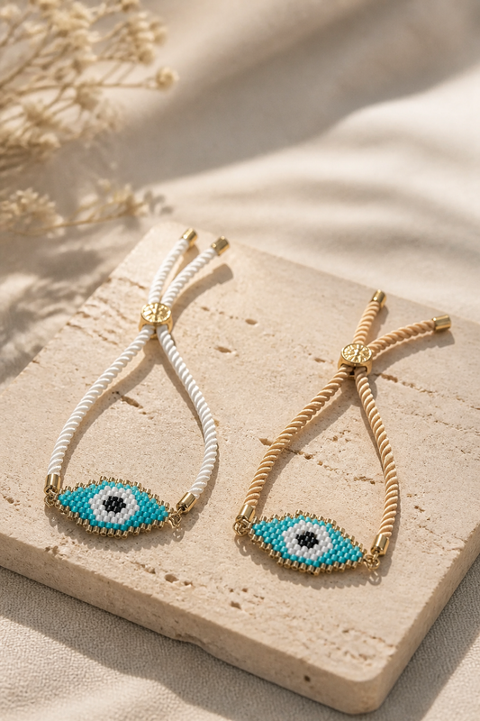 A Pulseras en cordón con dije en Miyuki