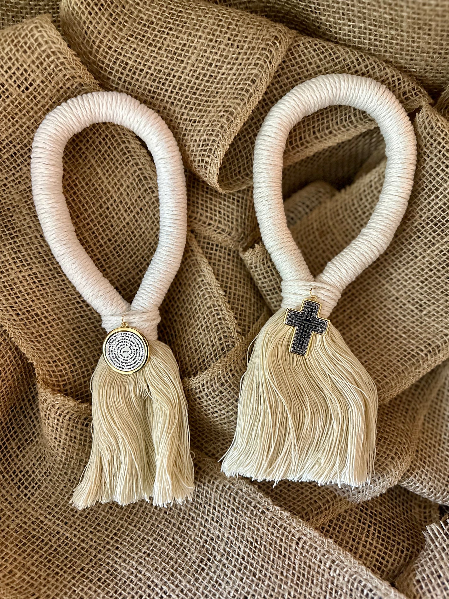 Bendición para el Hogar 🏡 Blanca (Cruz ó Medalla)