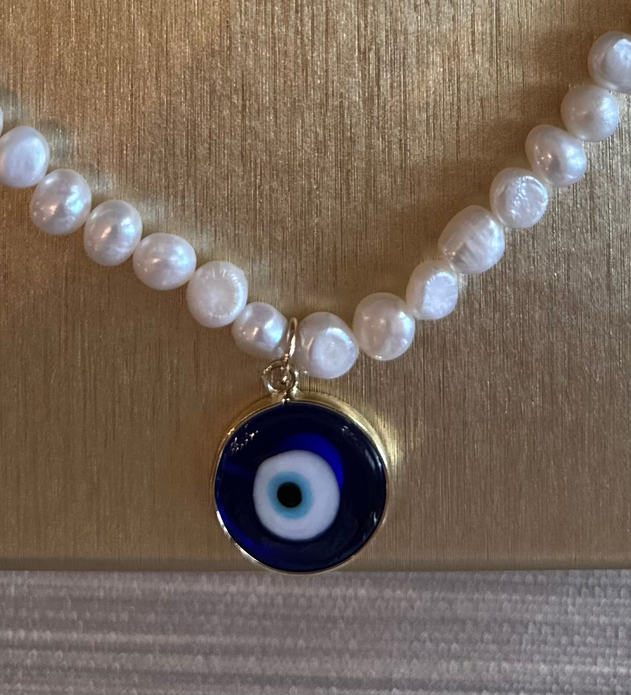 Collar de Perlas naturales con Ojo Turco