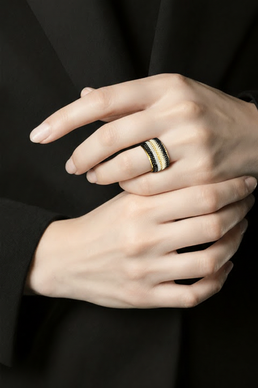 Anillo de Miyuki - Negro