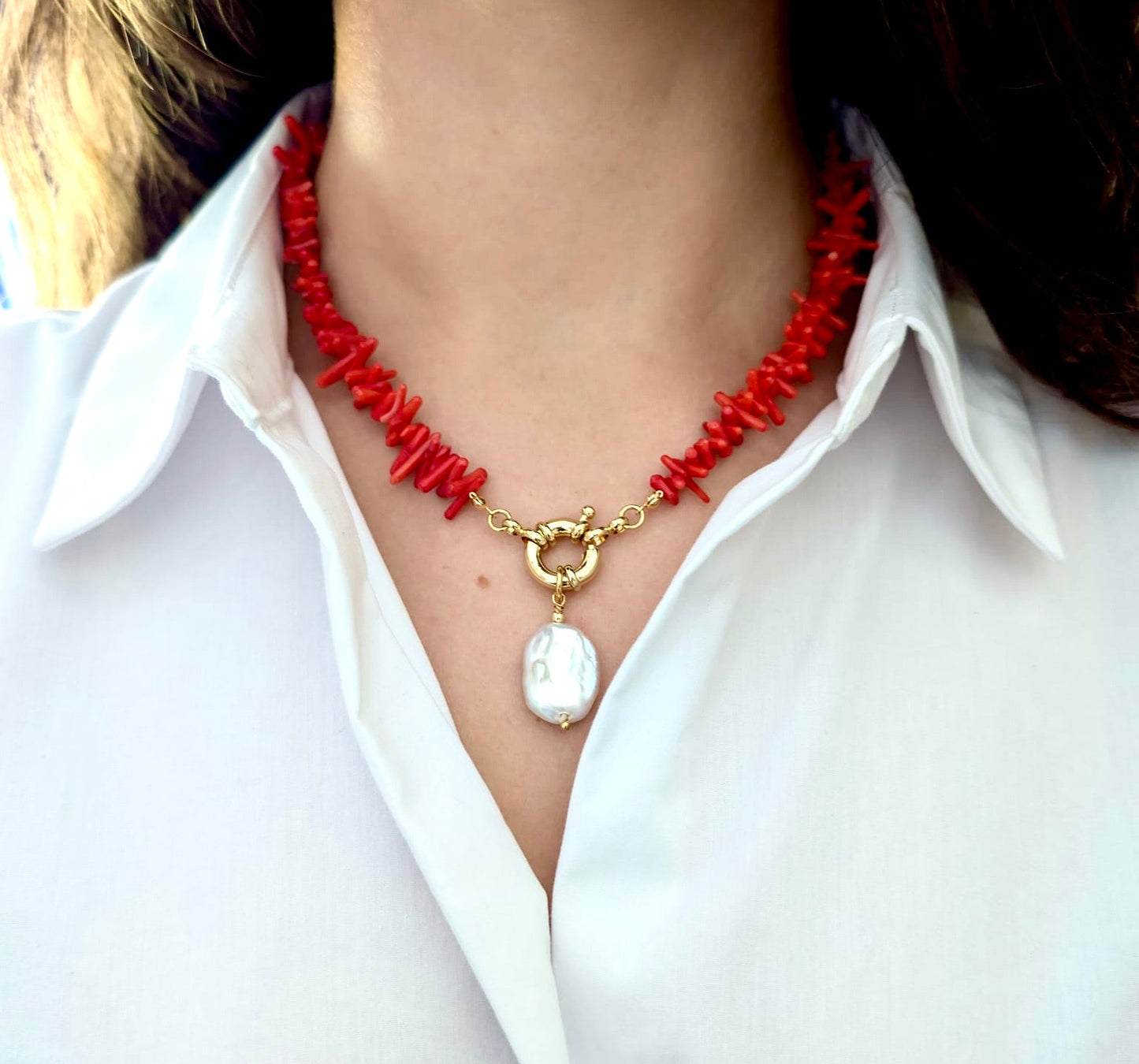 Collar de coral rojo y perla natural