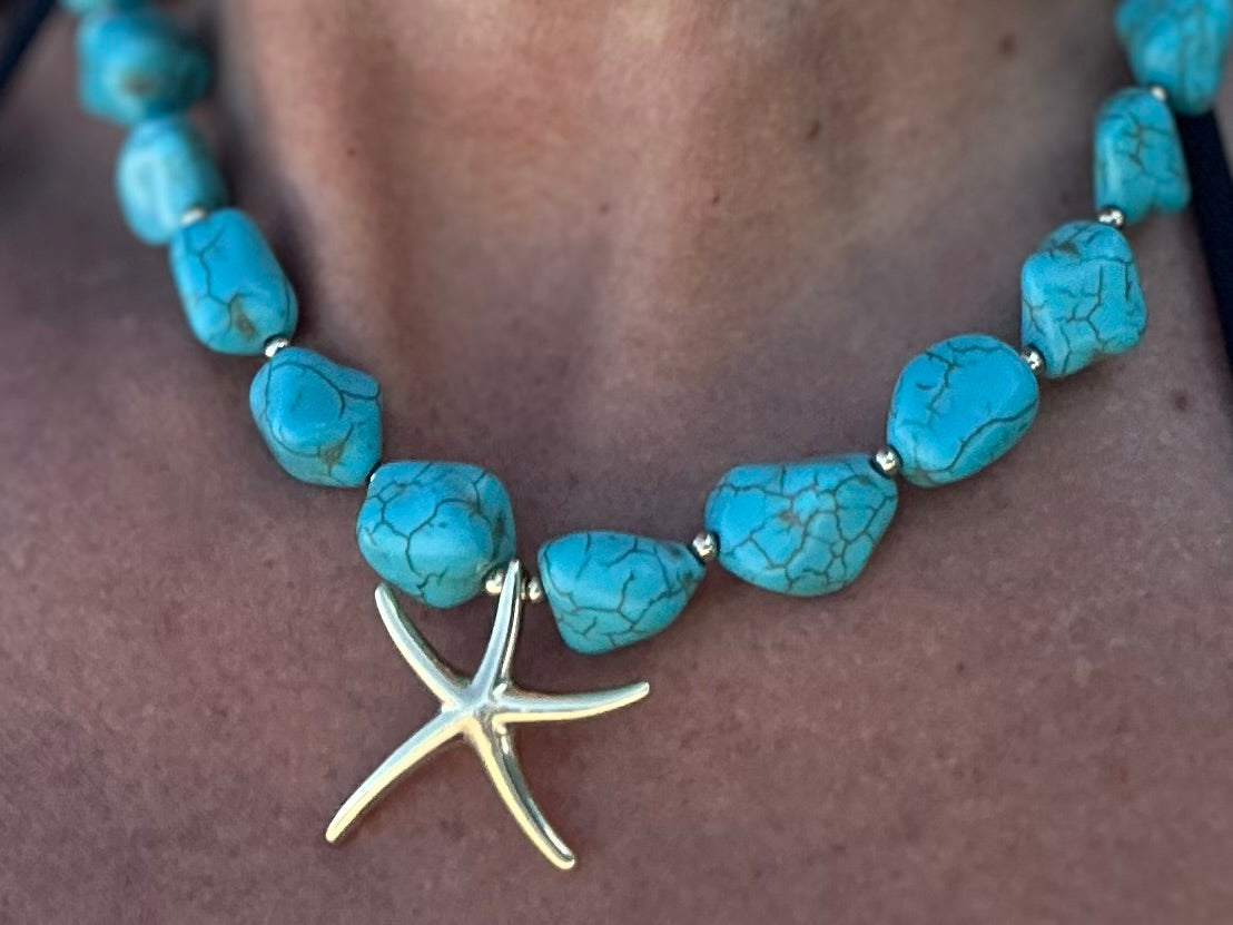 A Collar de piedras Turquesa con dije de estrella ⭐️