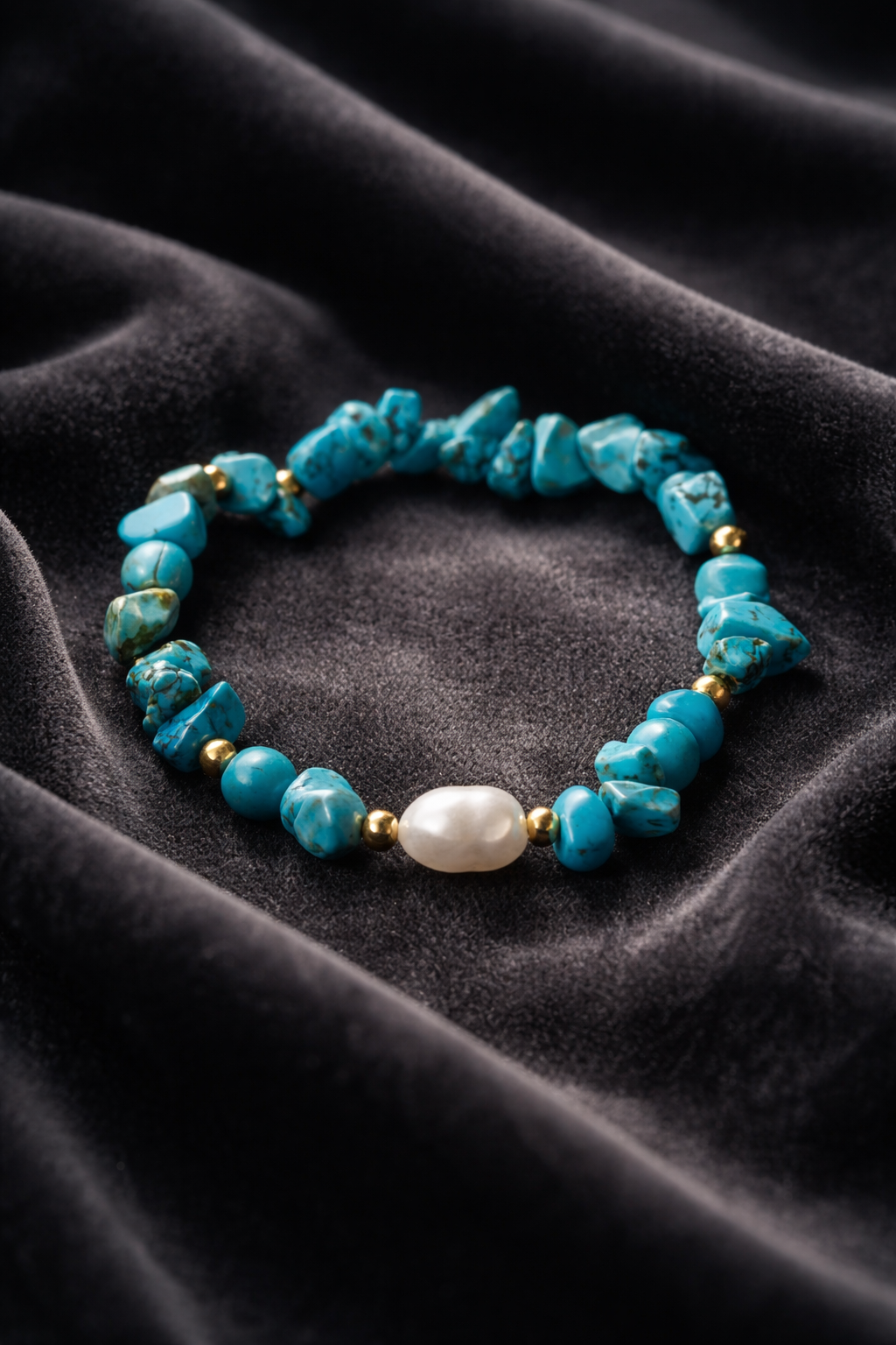 A Pulseras con Piedras Turquesa y Perla natural