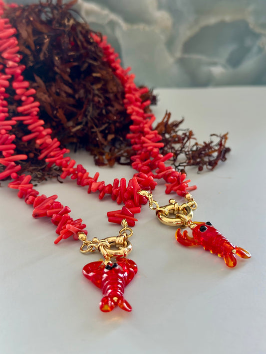 A- Collar Coral rojo con dije de Langosta en arte murano