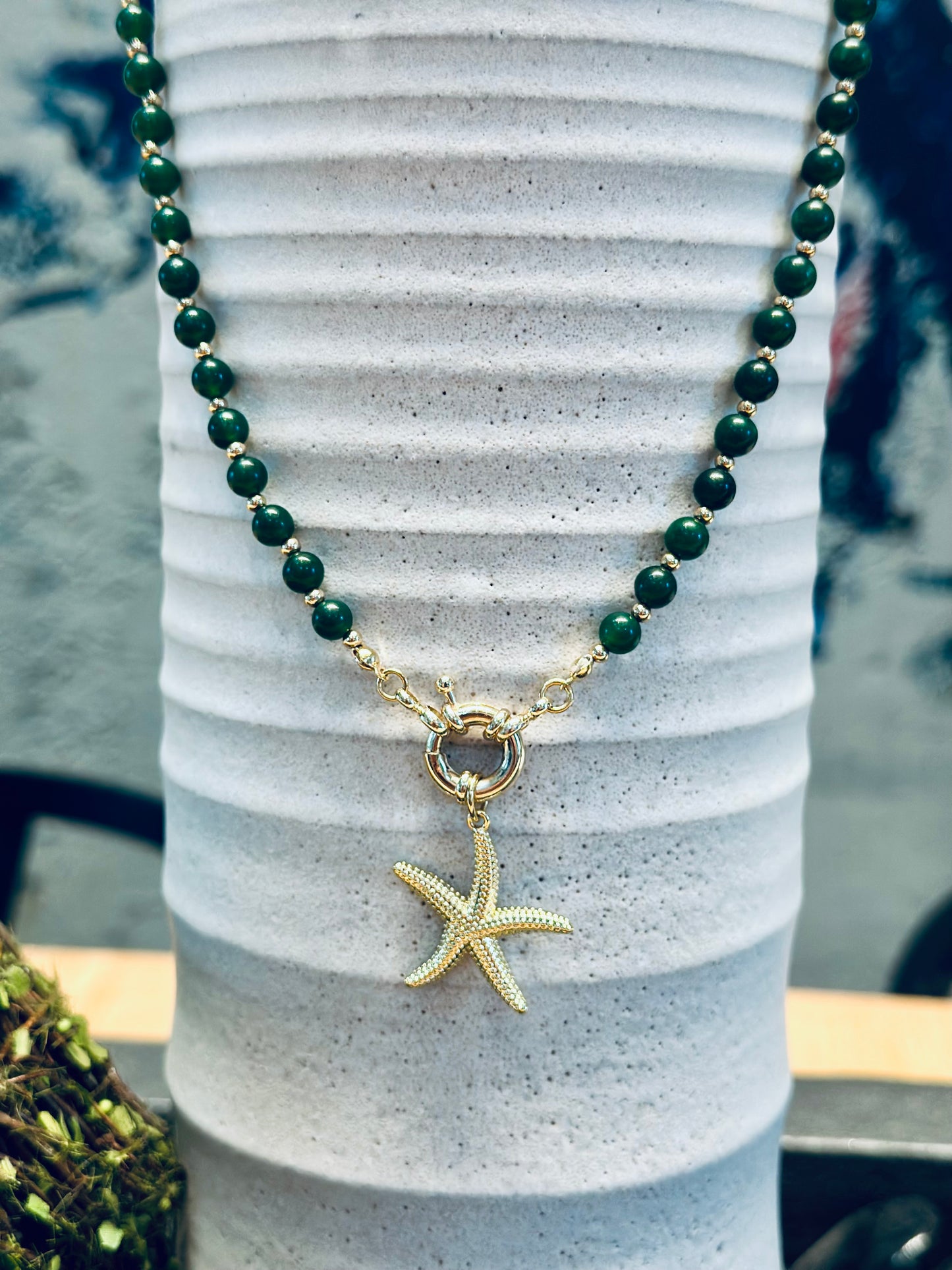 A- Collar de Jade 💚 con dije de Estrella