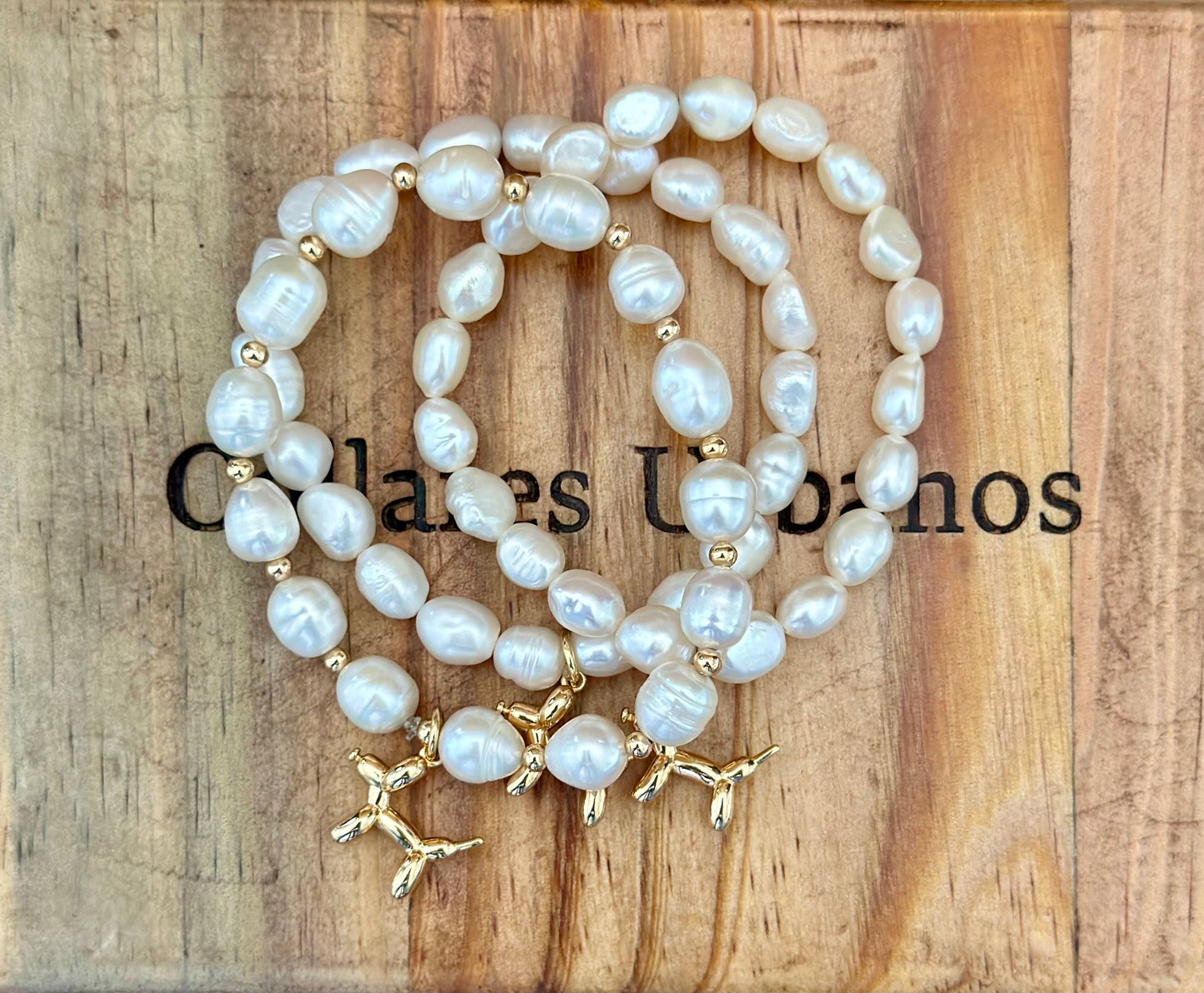 A- Pulseras de Perlas naturales y dije Canino 🐾🐶